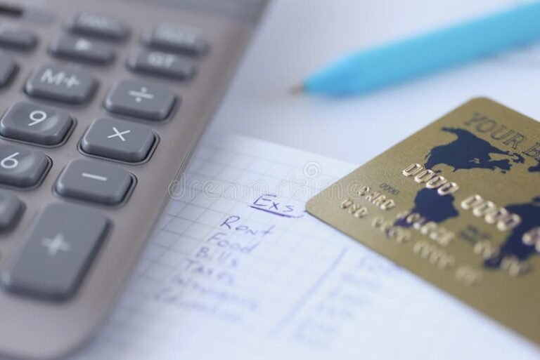 Cómo calcular la cuota mensual de tu tarjeta de crédito fácilmente 3 Cómo calcular la cuota mensual de tu tarjeta de crédito fácilmente