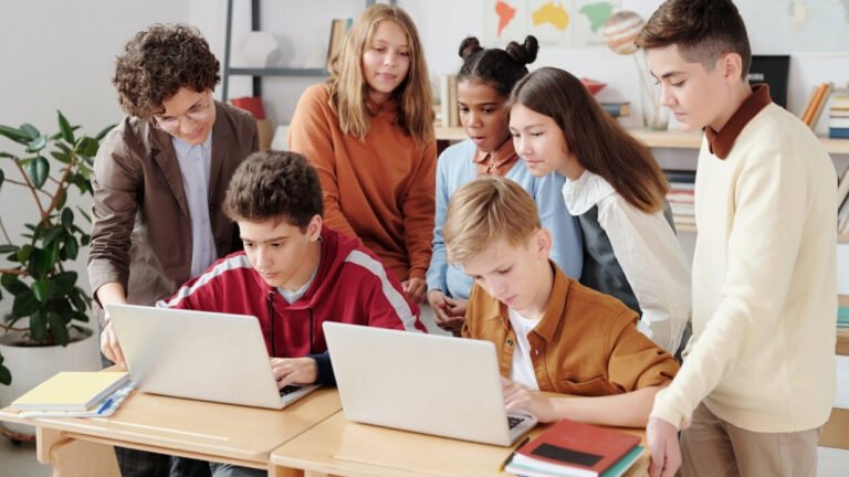 Qué son las instituciones para niños y cuál es su importancia 3 Qué son las instituciones para niños y cuál es su importancia