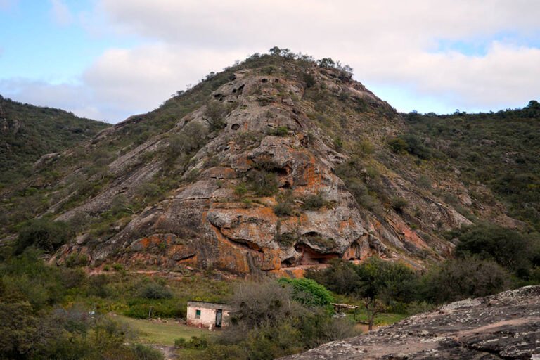 Quieres saber cómo trabajar en Cerro Colorado Entérate aquí 2 paisaje natural de cerro colorado