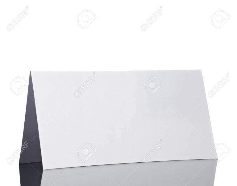 Cómo puedo arreglar una tarjeta doblada sin dañarla